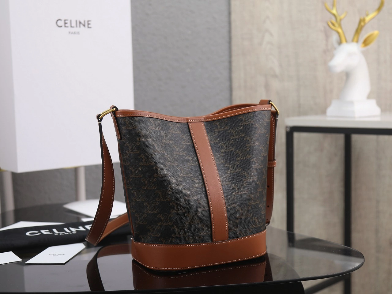Tailored Celine Bucket Bags 78526