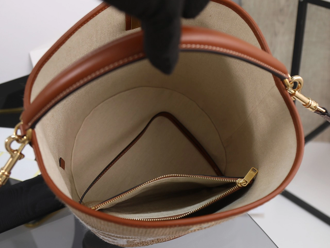 UrbanChic Celine Bucket Bags 78508