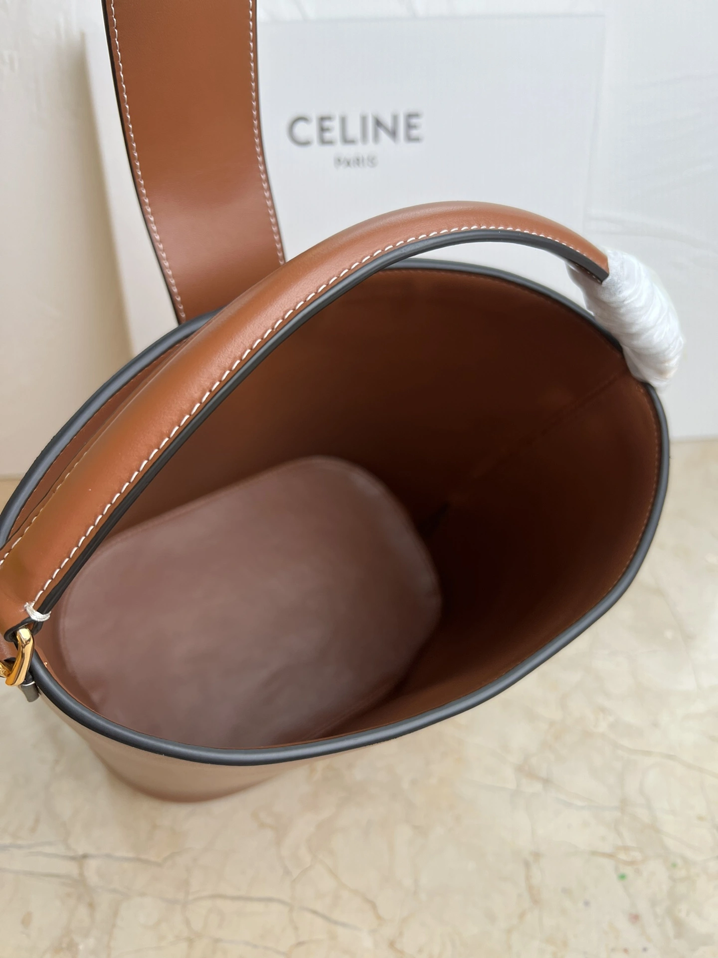 Trendsetting Celine Bucket Bags 71822