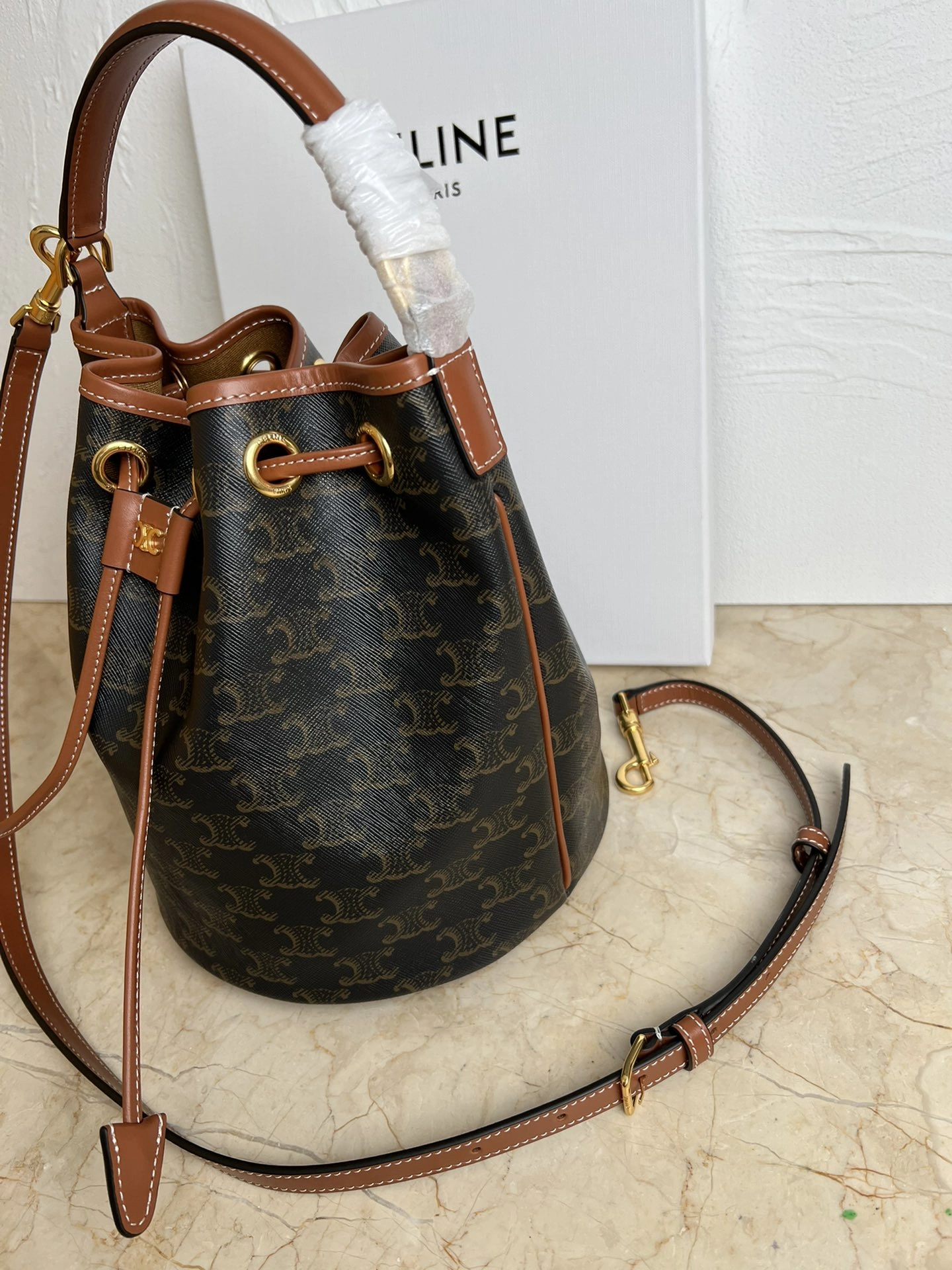 Premium Celine Bucket Bags 71819