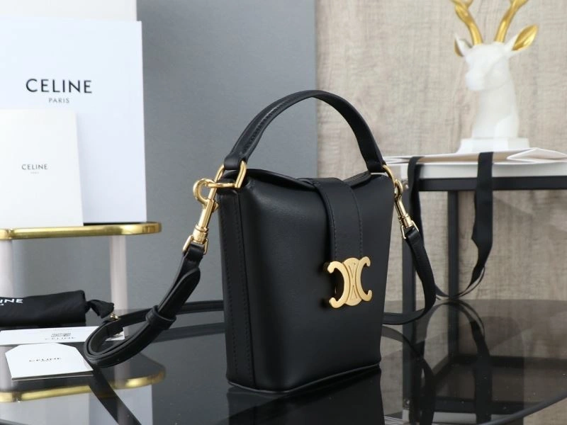 Sporty Celine Bucket Bags 94866