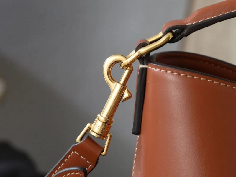 Flexible Celine Bucket Bags 94468