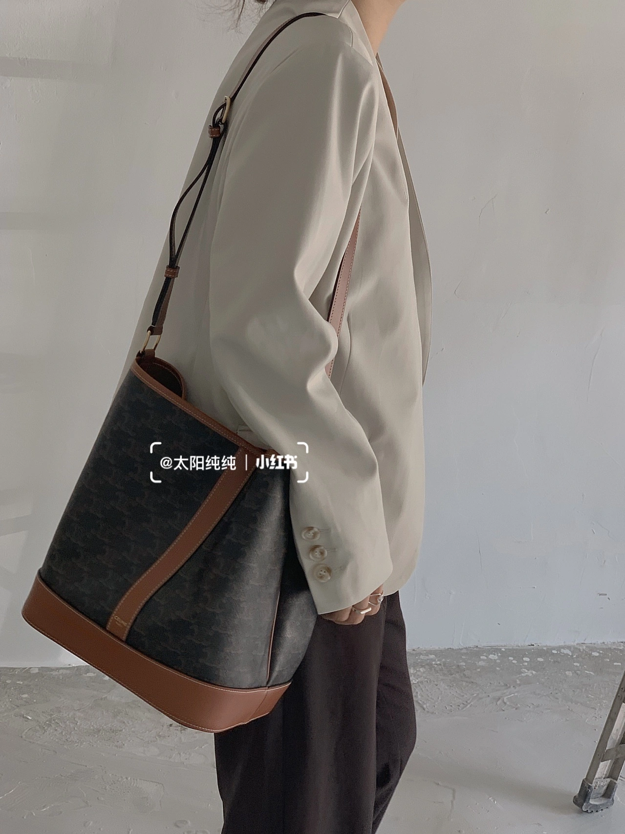 Celine Bucket Bags UrbanChic 94644