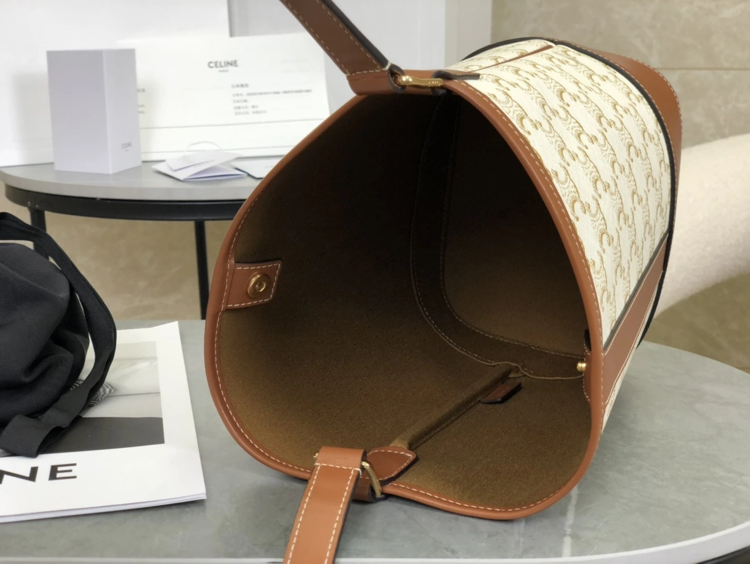 Breathable Celine Bucket Bags 94651