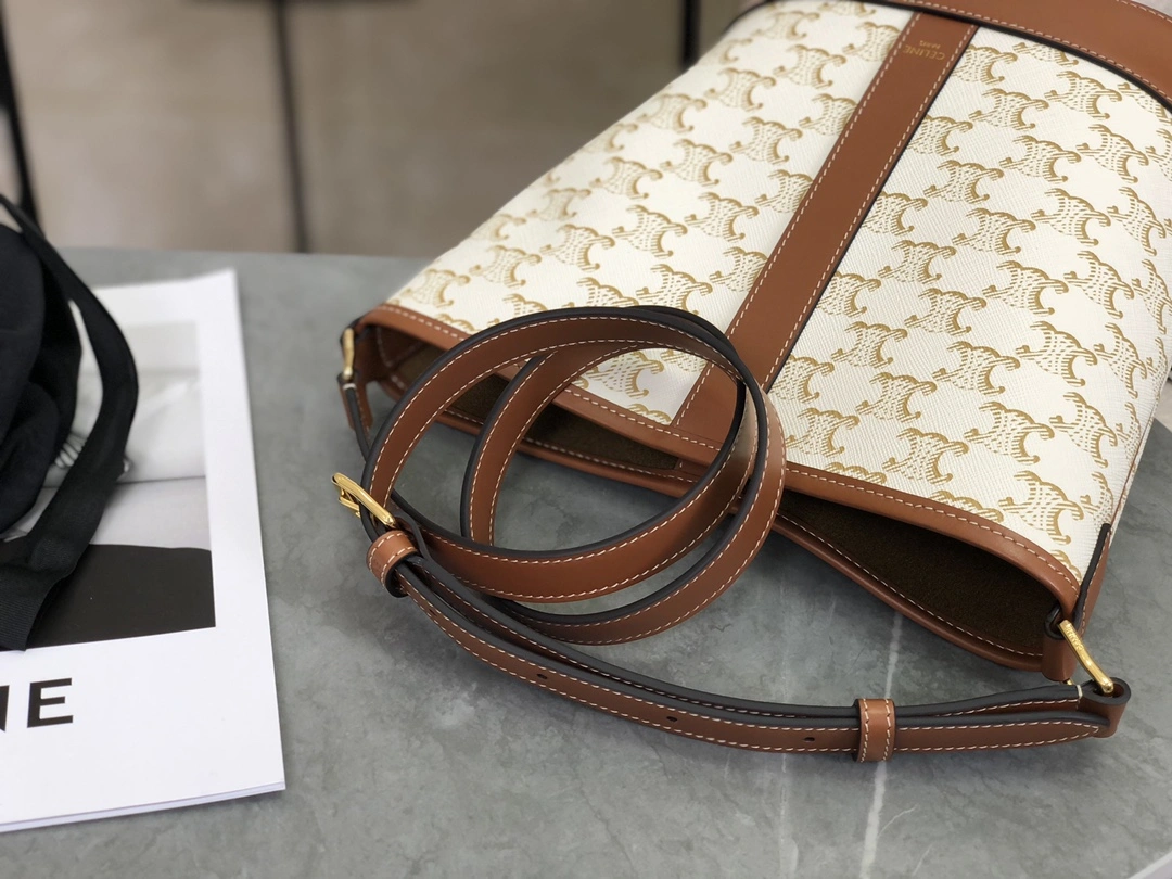 Breathable Celine Bucket Bags 94651
