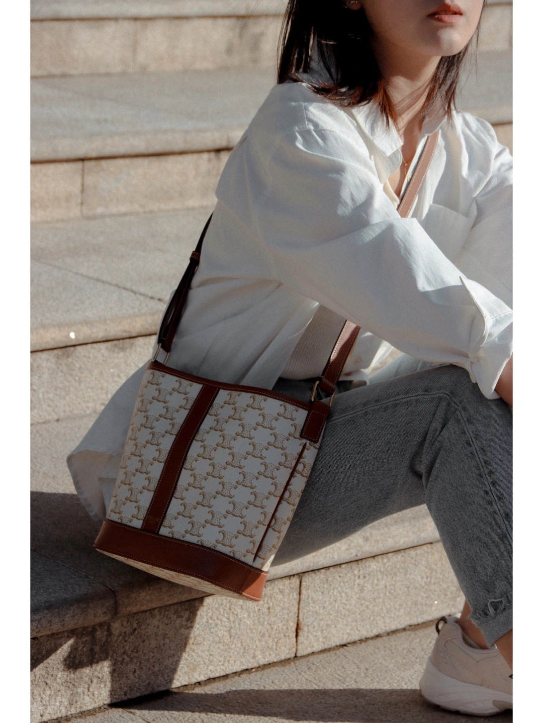 Breathable Celine Bucket Bags 94651