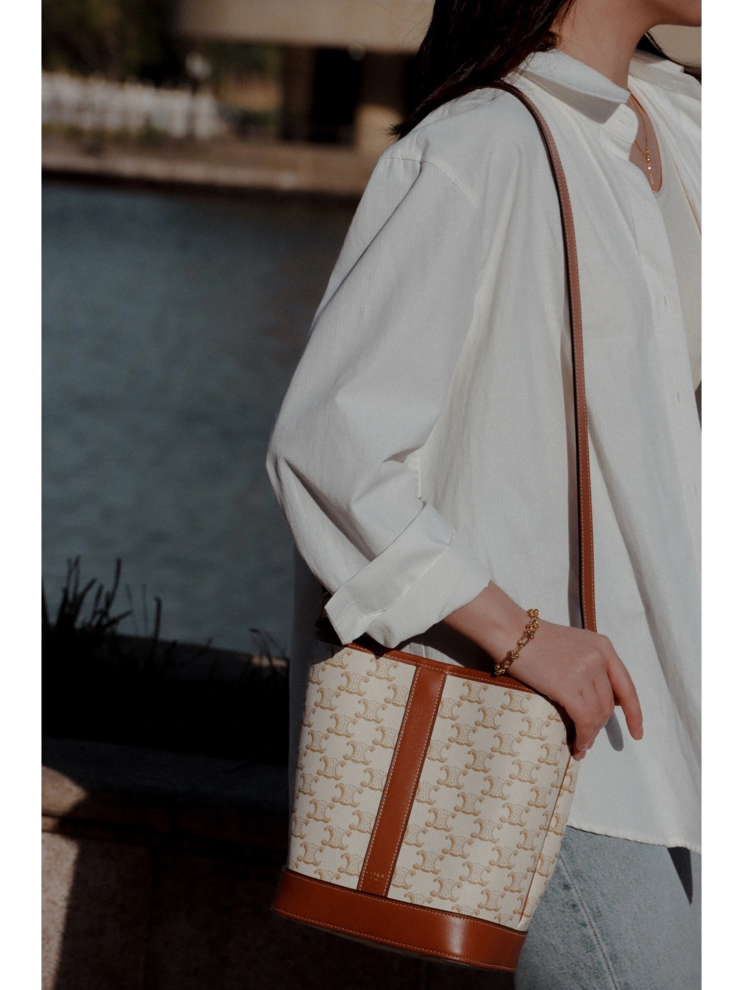 Breathable Celine Bucket Bags 94651