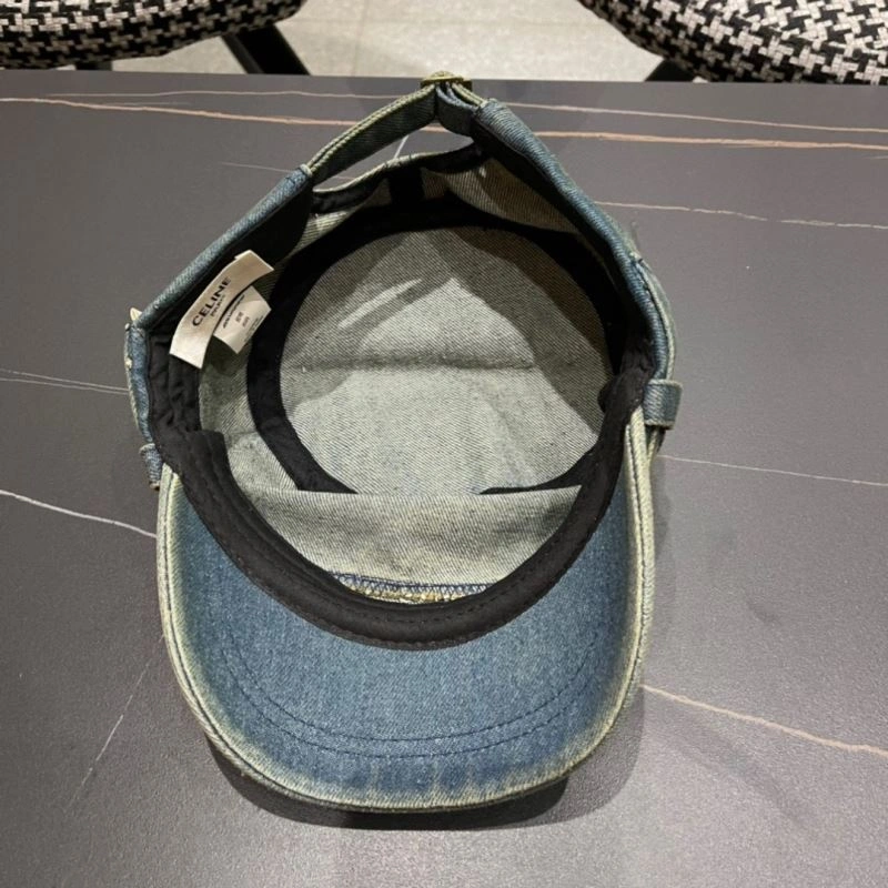 Celine Caps Versatile 260412