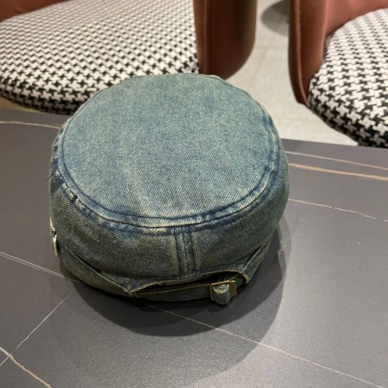 Celine Caps Versatile 260412