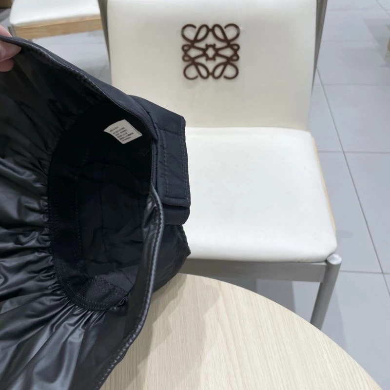 Comfortable Celine Caps 260343