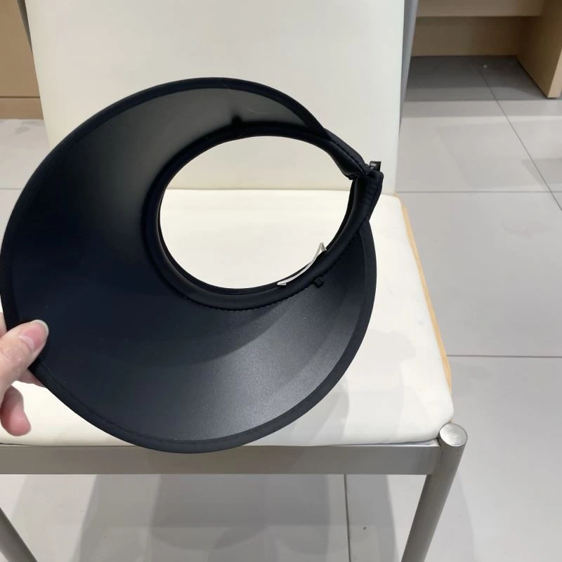 Celine Caps Classic 260346