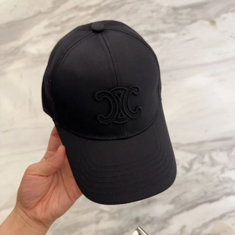 Celine Caps Cozy 260238