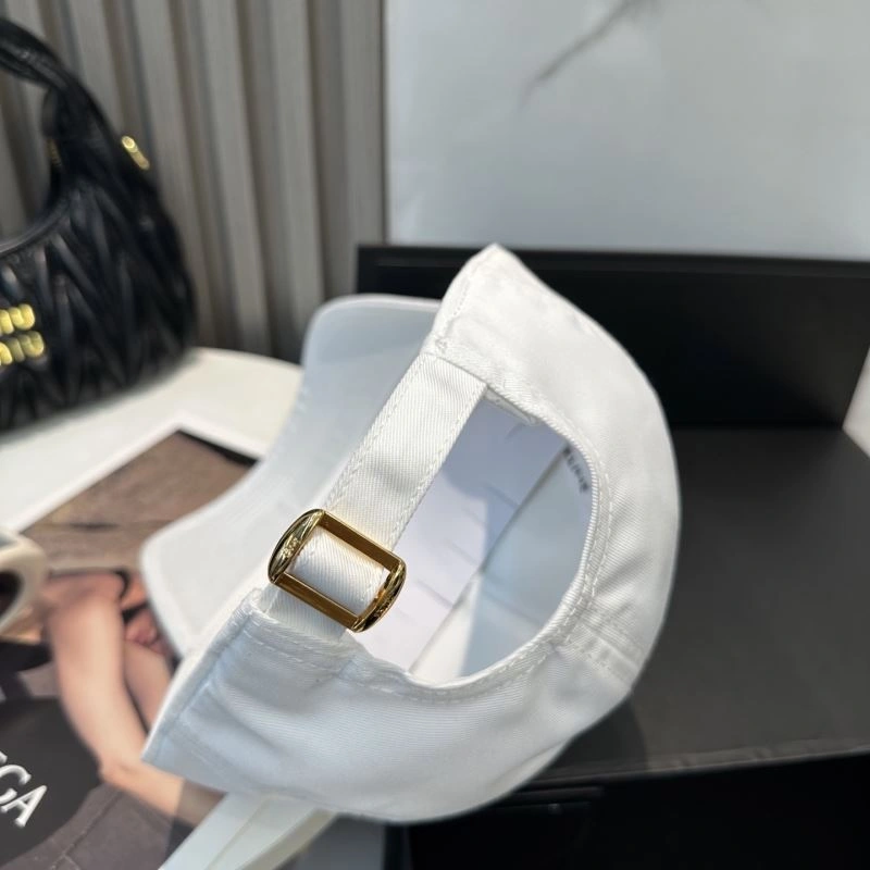 Celine Caps FashionForward 260227