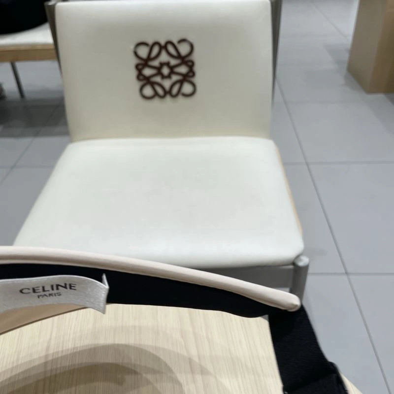Celine Caps SmoothTexture 262514