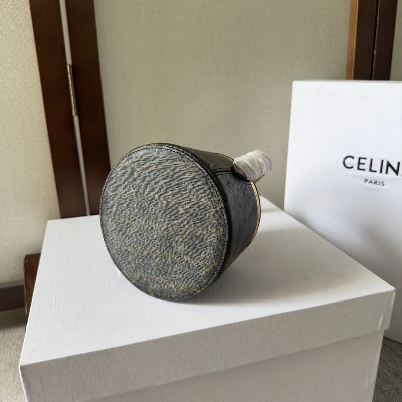 Supportive Celine Cosmetic Bags 60561