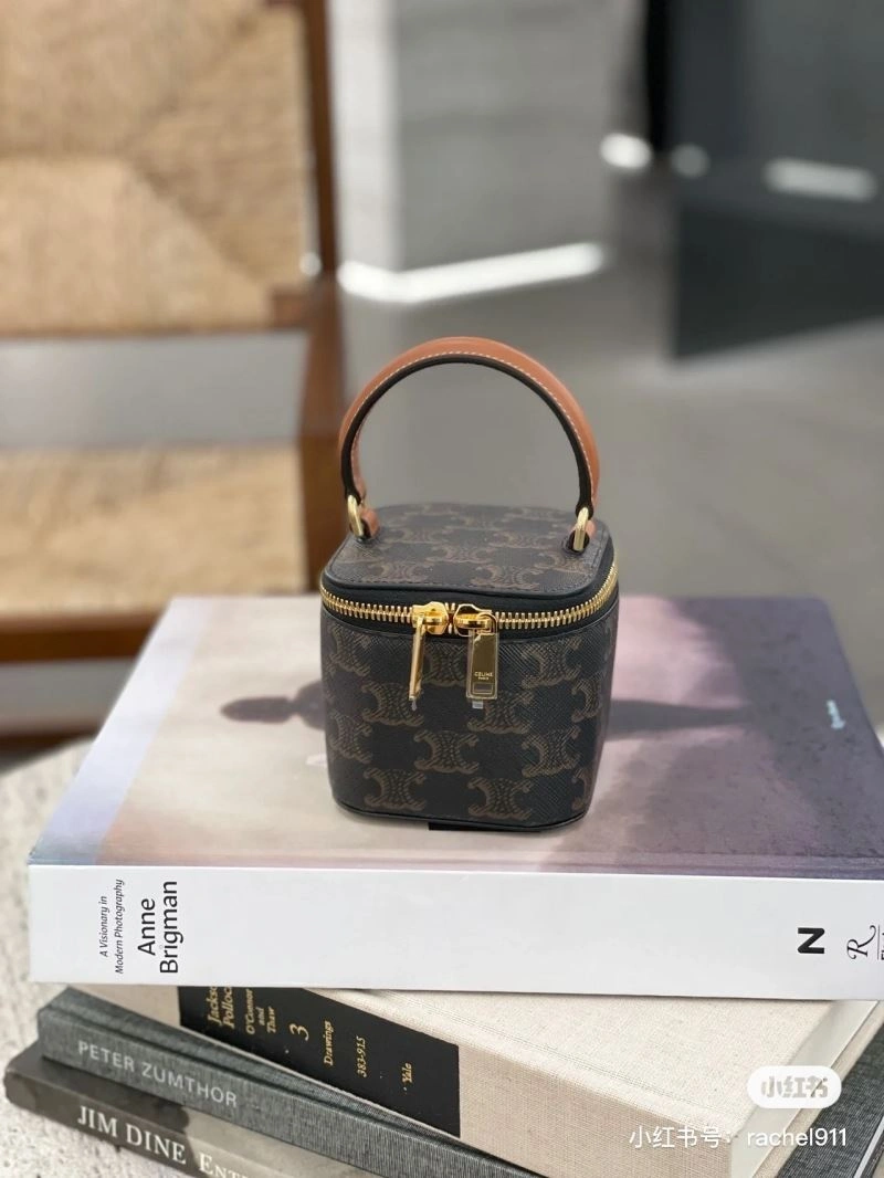 Celine Cosmetic Bags Tailored 60565