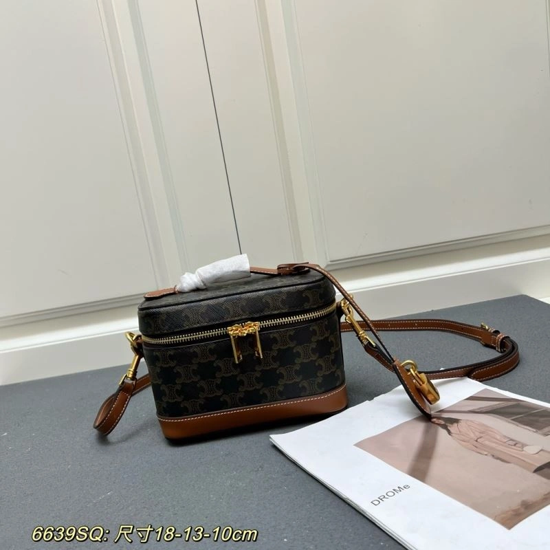 Minimalist Celine Cosmetic Bags 84523