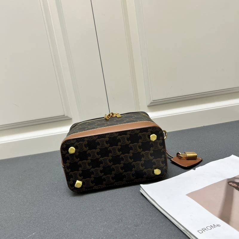 Minimalist Celine Cosmetic Bags 84523