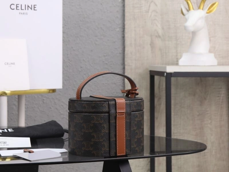 Celine Cosmetic Bags Popular 94863