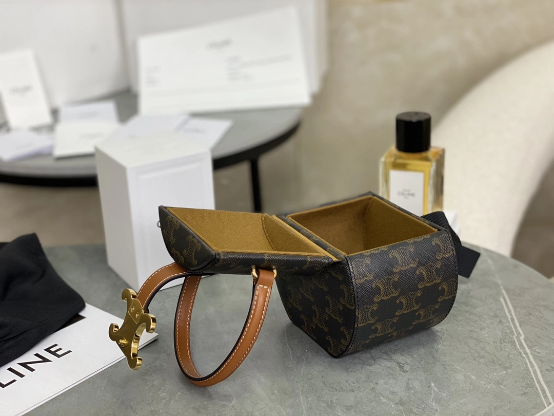 WaterResistant Celine Cosmetic Bags 93387