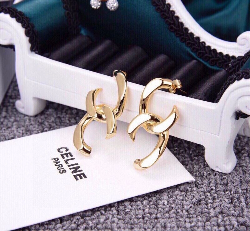 UrbanChic Celine Earrings 218720
