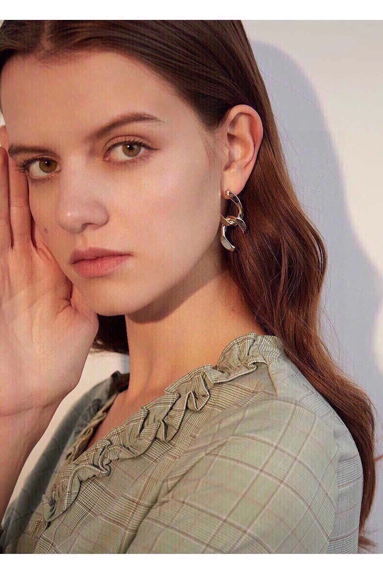 UrbanChic Celine Earrings 218720