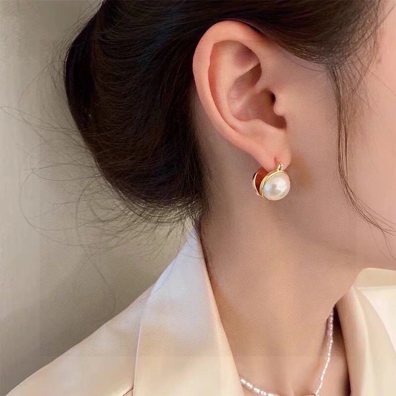 Celine Earrings Compact 218573