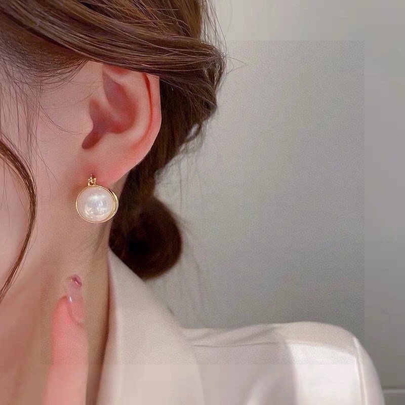 Celine Earrings Compact 218573