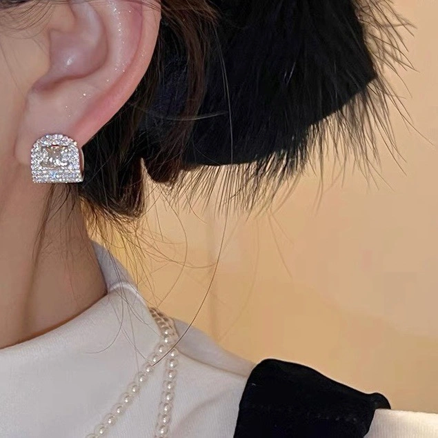 Celine Earrings Sophisticated 218501
