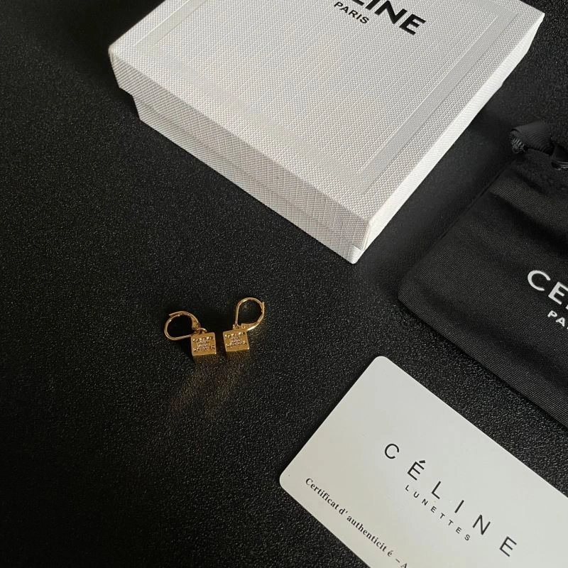 Celine Earrings Trendsetting 218405
