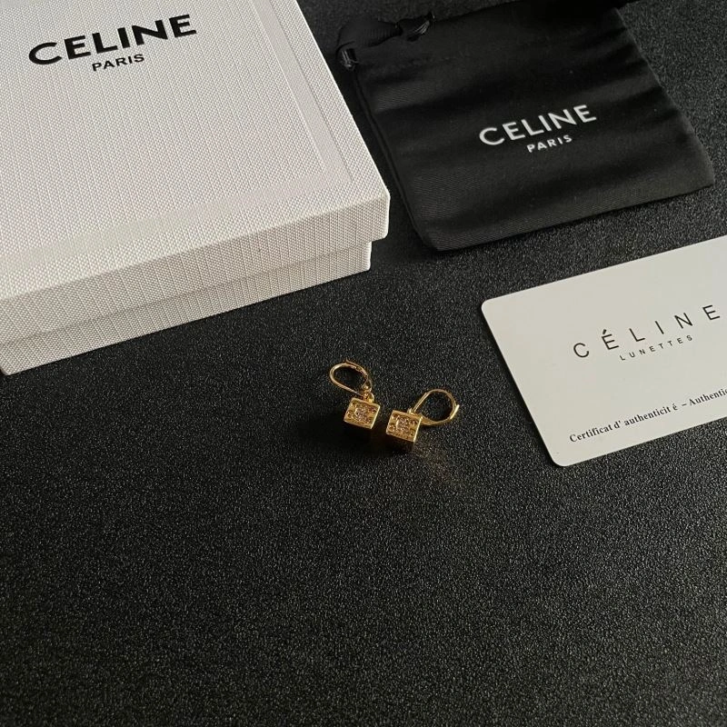Celine Earrings Trendsetting 218405
