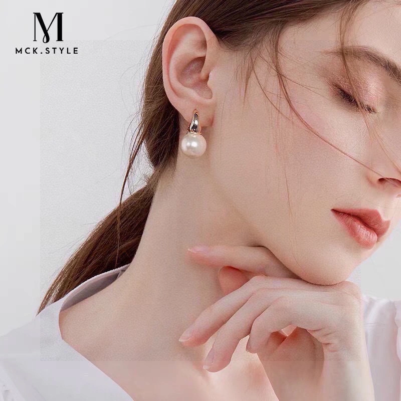 Seasonal Celine Earrings 218377