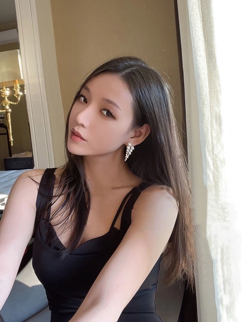 DailyWear Celine Earrings 218326