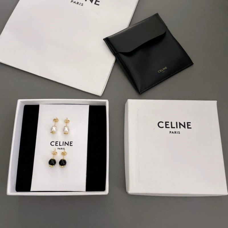 TechFriendly Celine Earrings 218188