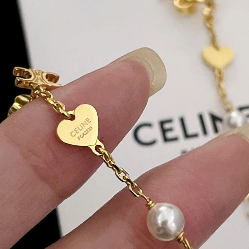 Celine Earrings Versatile 218184