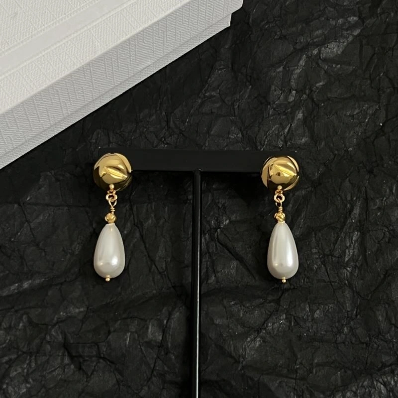 Celine Earrings Affordable 218090