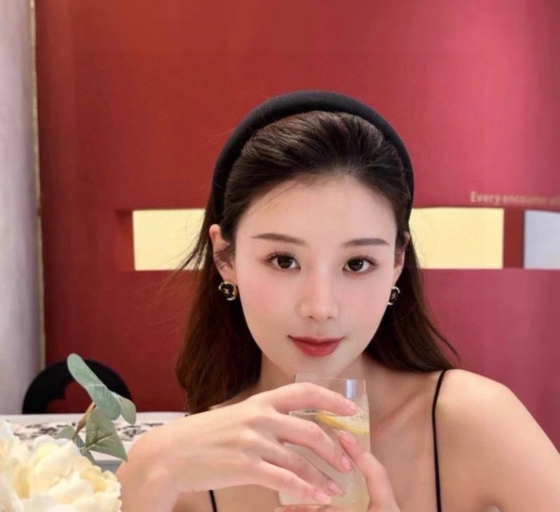 Youthful Celine Earrings 218071
