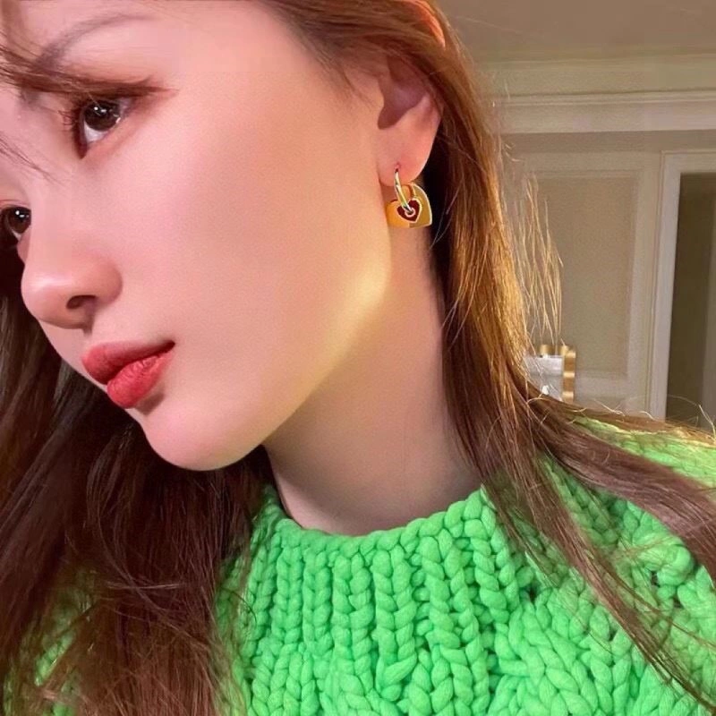 Celine Earrings MoistureWicking 218068