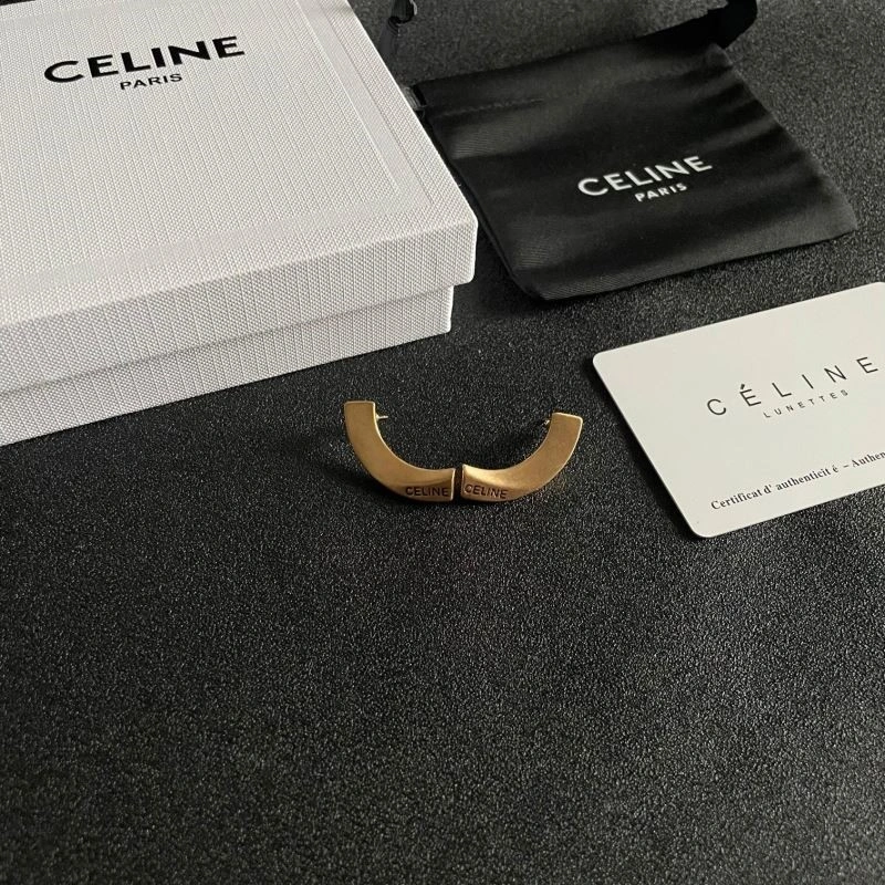 Celine Earrings EasyMatch 218061