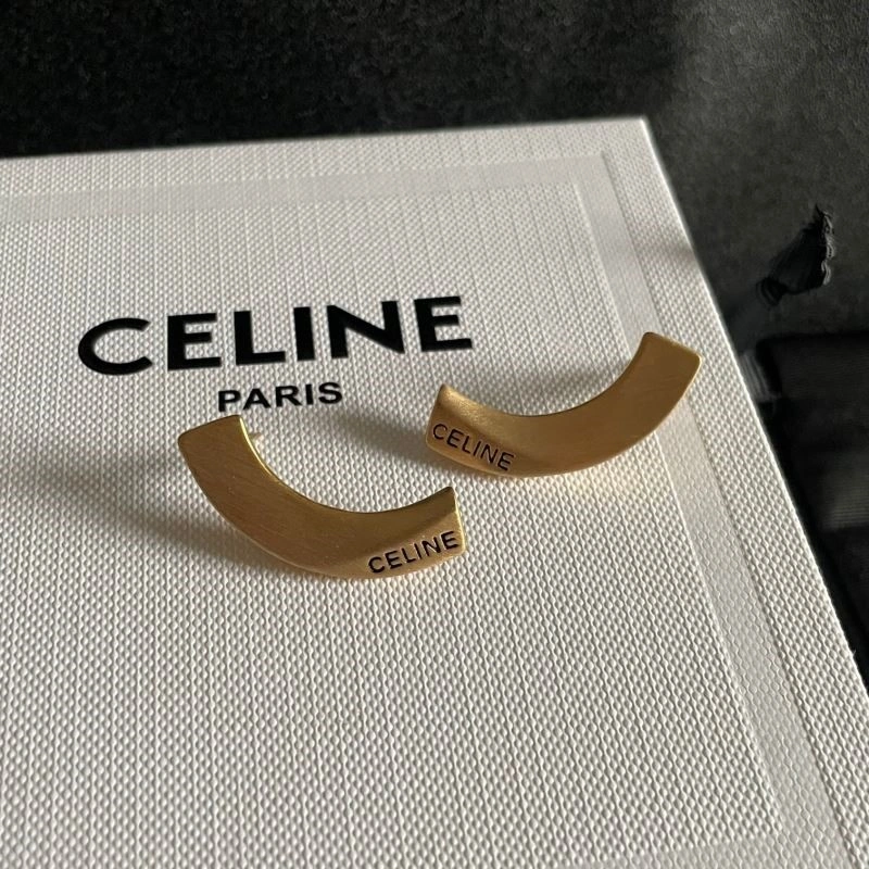Celine Earrings EasyMatch 218061