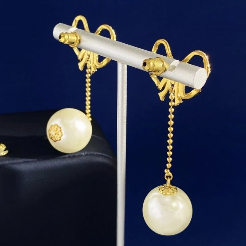 Lightweight Celine Earrings 218096