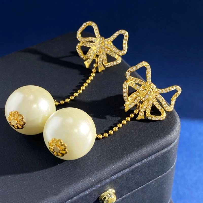 Lightweight Celine Earrings 218096