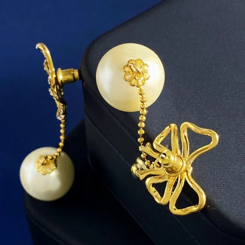 Lightweight Celine Earrings 218096