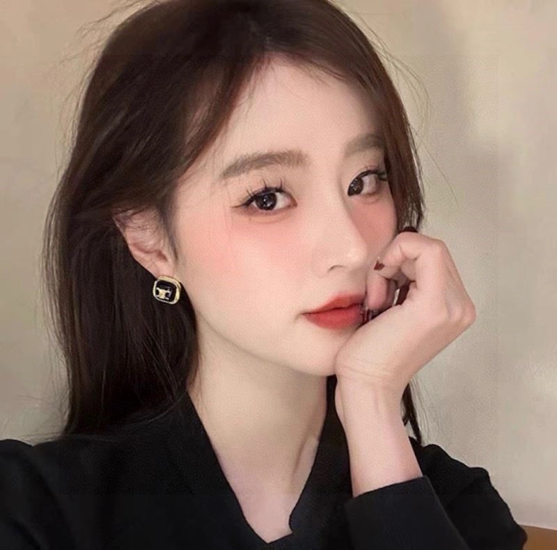 Celine Earrings Durable 218015
