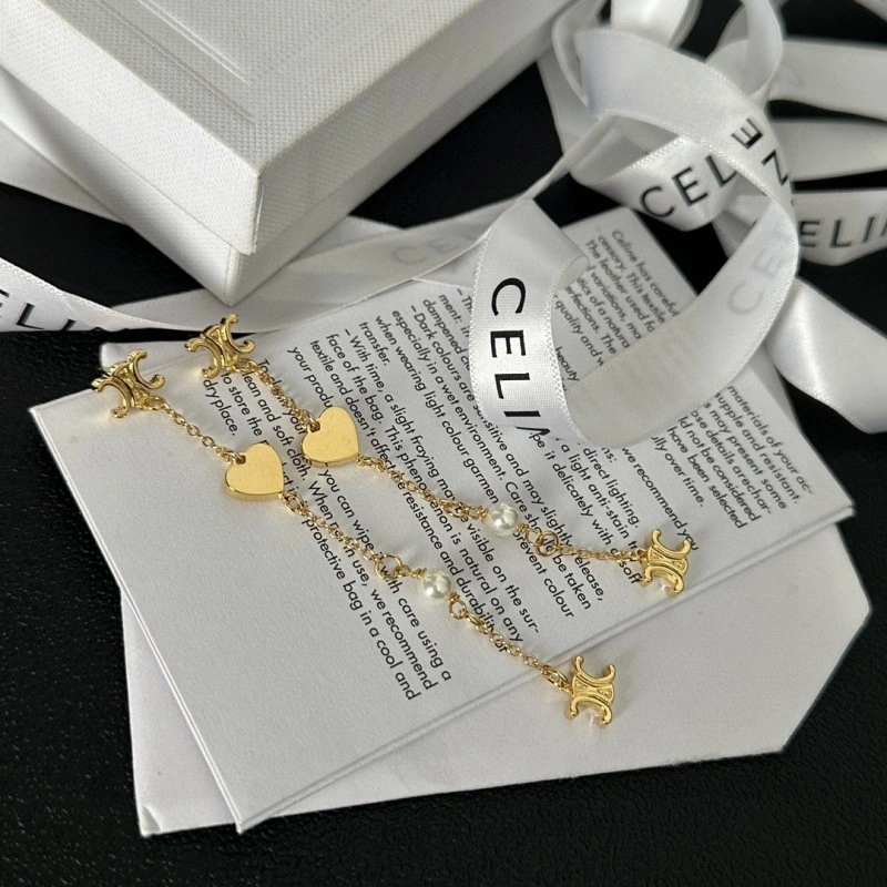Celine Earrings Supportive 218001