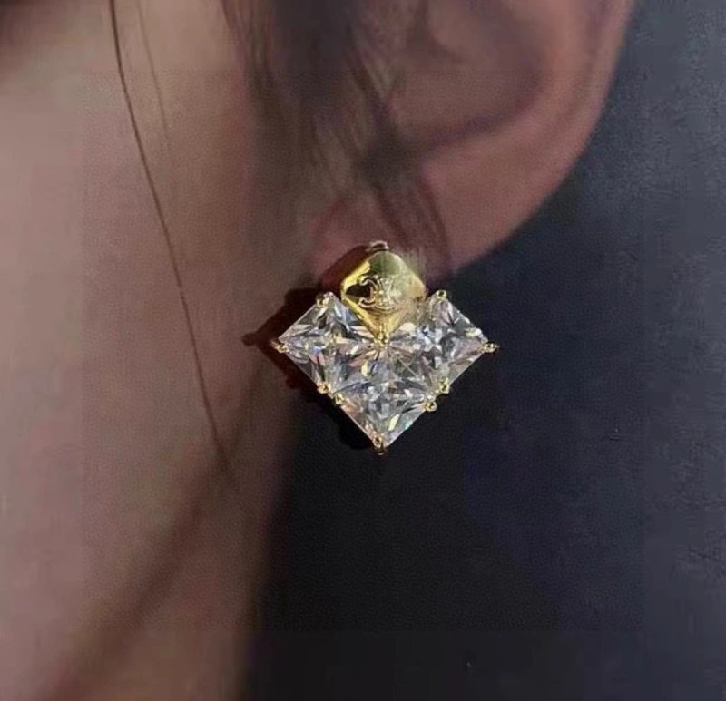 Celine Earrings Comfortable 217910