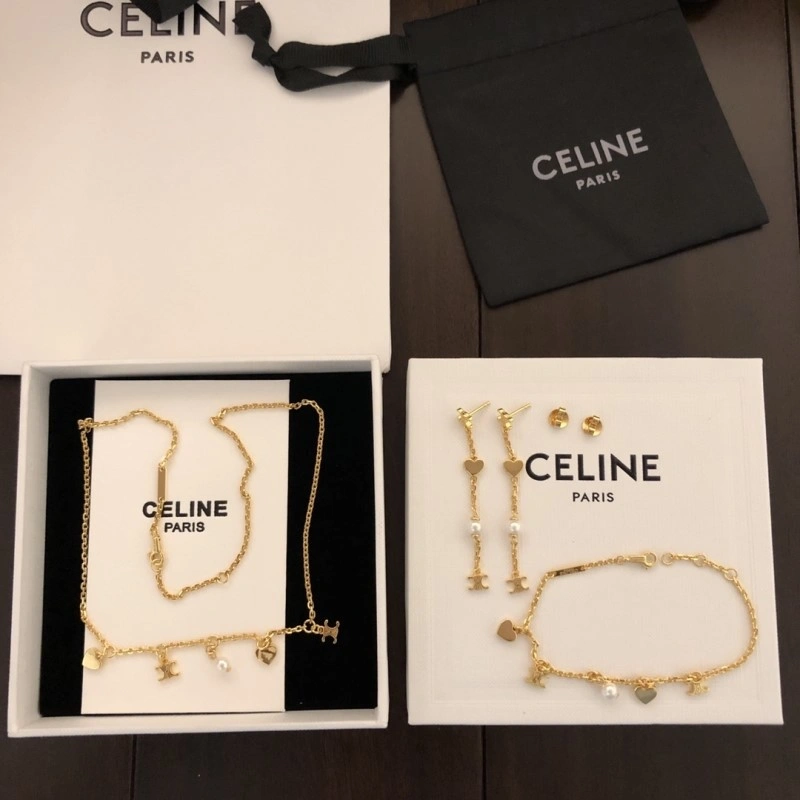 RelaxedFit Celine Earrings 217878