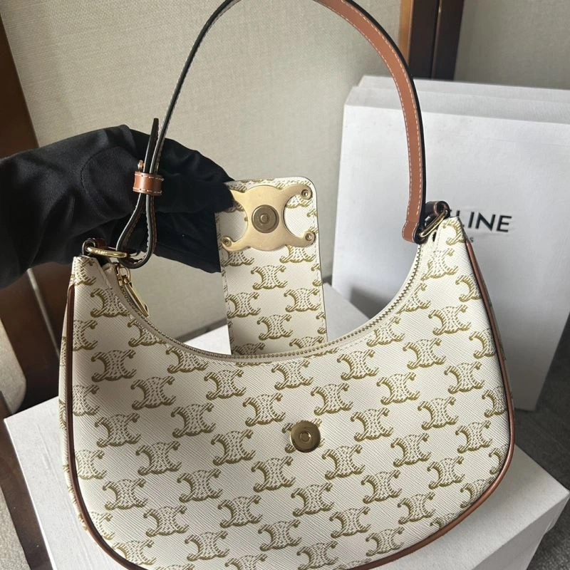 EyeCatching Celine Hobo Bags 60536