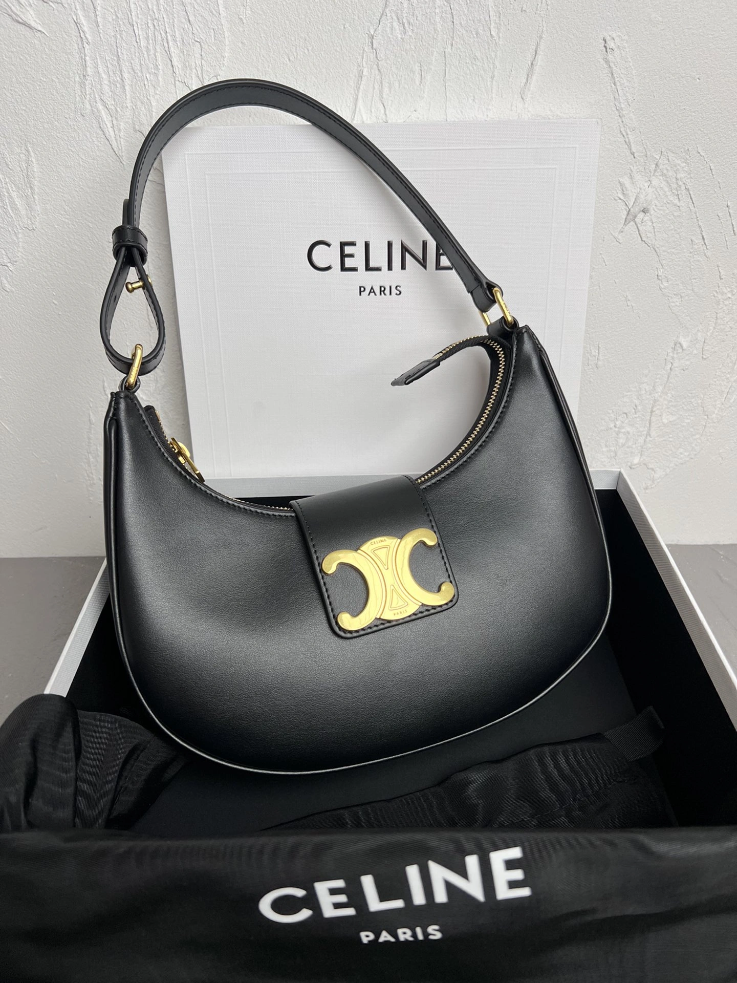 Celine Hobo Bags WellDesigned 78500