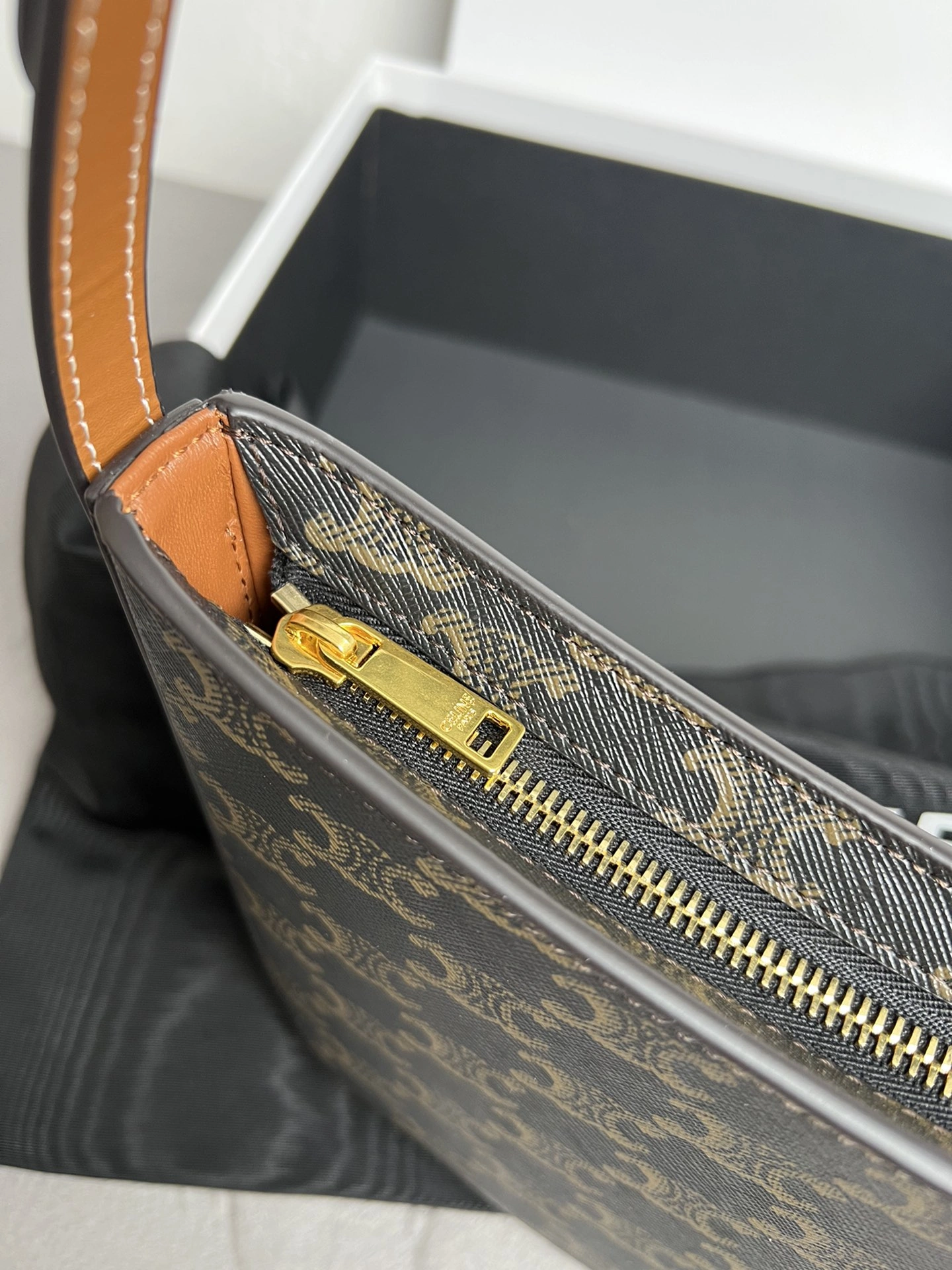 TimelessDesign Celine Hobo Bags 78499
